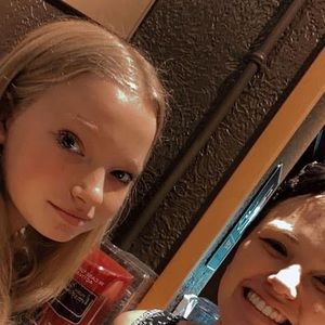 Meet your Posher, Liv